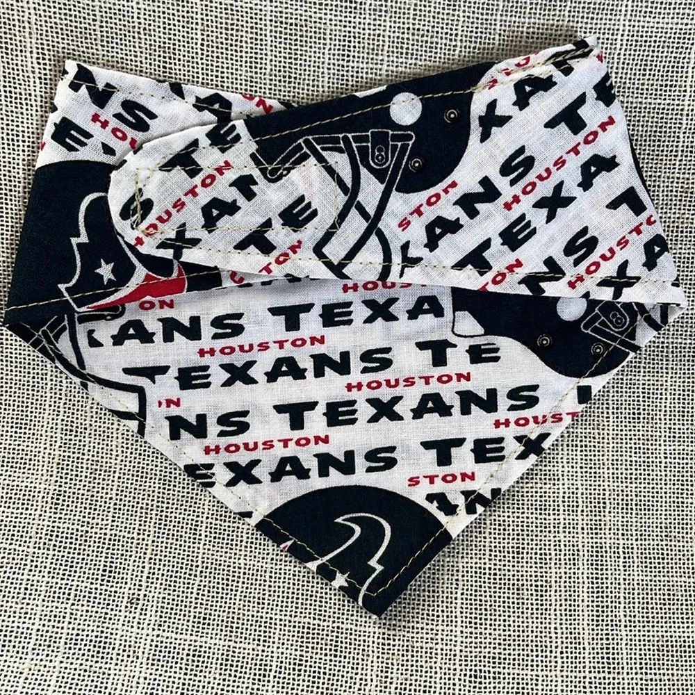 Houston Texans Dog Bandana-Size S - Picture 3 of 6